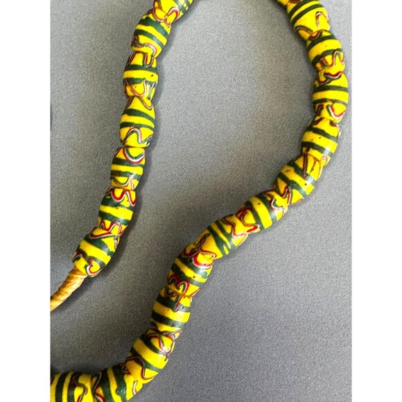 Antique Venetian African Trade Bead Necklace Yellow Green Red Millefiori Glass 2 - Picture 7 of 10